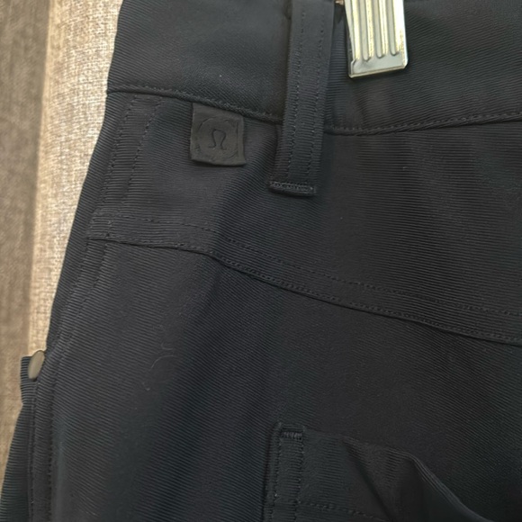 Lululemon pants for men - Picture 4 of 4